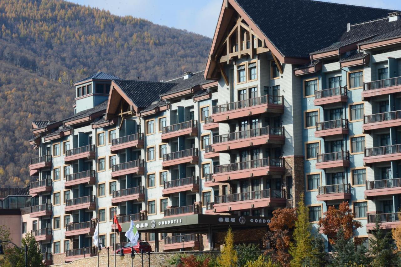 Ski And Suites At Thaiwoo Resort 逅雪套房民宿 Chongli Ngoại thất bức ảnh